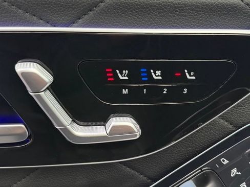 Used 2025 Mercedes-Benz S 580 4MATIC Sedan image 15