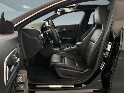 Used 2019 Mercedes-Benz CLA 250 image 5