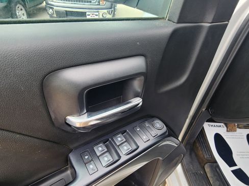 Used 2017 Chevrolet Silverado 1500 LT w/ All Star Edition AWD/4WD image 11