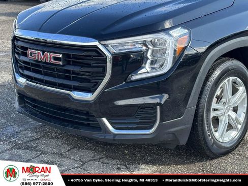 Certified 2023 GMC Terrain SLE w/ Driver Convenience Package FWD image 8