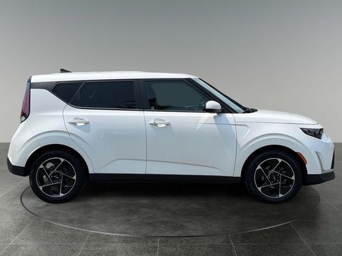 Used 2023 Kia Soul EX FWD image 10