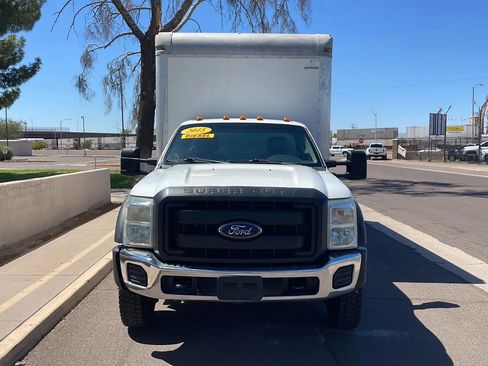 Used 2015 Ford F550 2WD Regular Cab Super Duty image 3