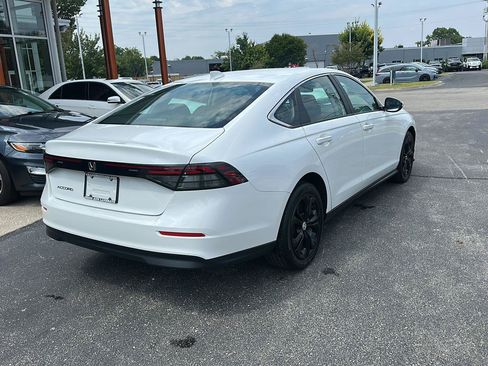 Used 2024 Honda Accord LX image 4