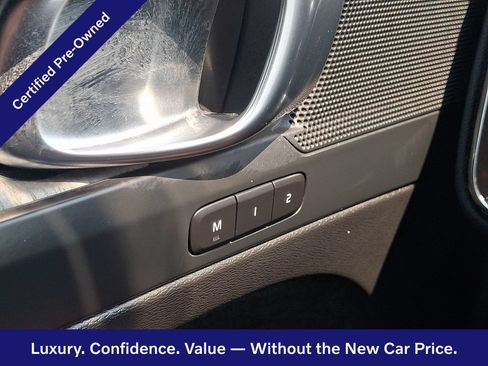 Certified 2024 Volvo XC40 B5 Core AWD/4WD image 22