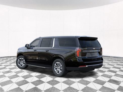 New 2026 Chevrolet Suburban LS image 6