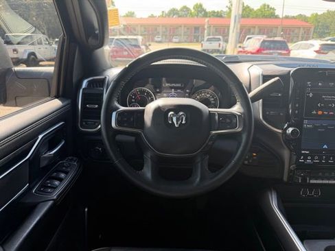 Used 2023 RAM 2500 Laramie AWD/4WD image 29