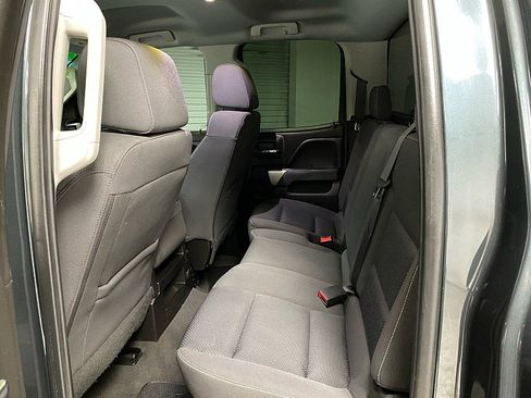 Used 2019 Chevrolet Silverado 1500 LT image 11