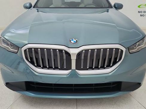 Used 2026 BMW 530i RWD image 8