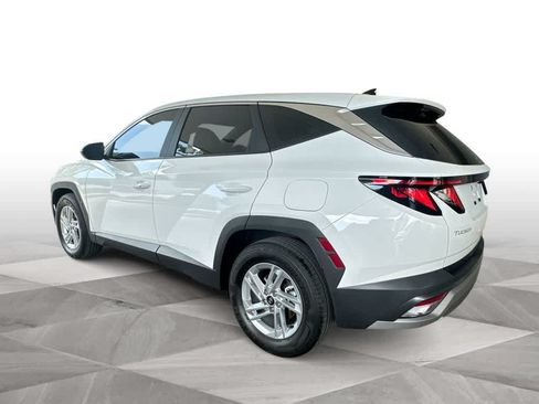 Used 2026 Hyundai Tucson SE FWD image 6