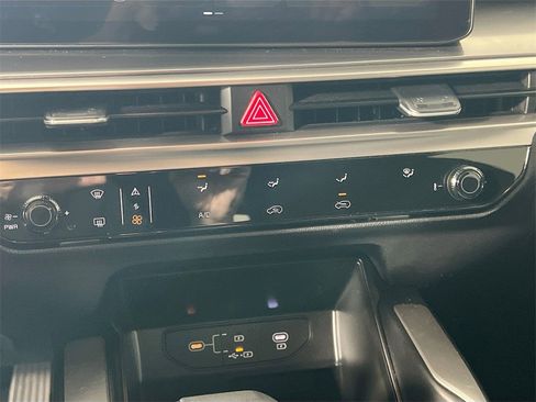 Certified 2024 Kia Sorento LX image 16