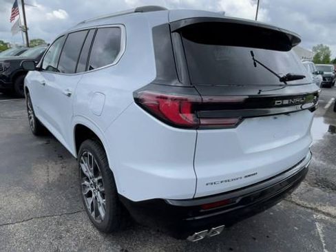 New 2026 GMC Acadia Denali Ultimate w/ LPO, Floor Liner Package AWD/4WD image 8