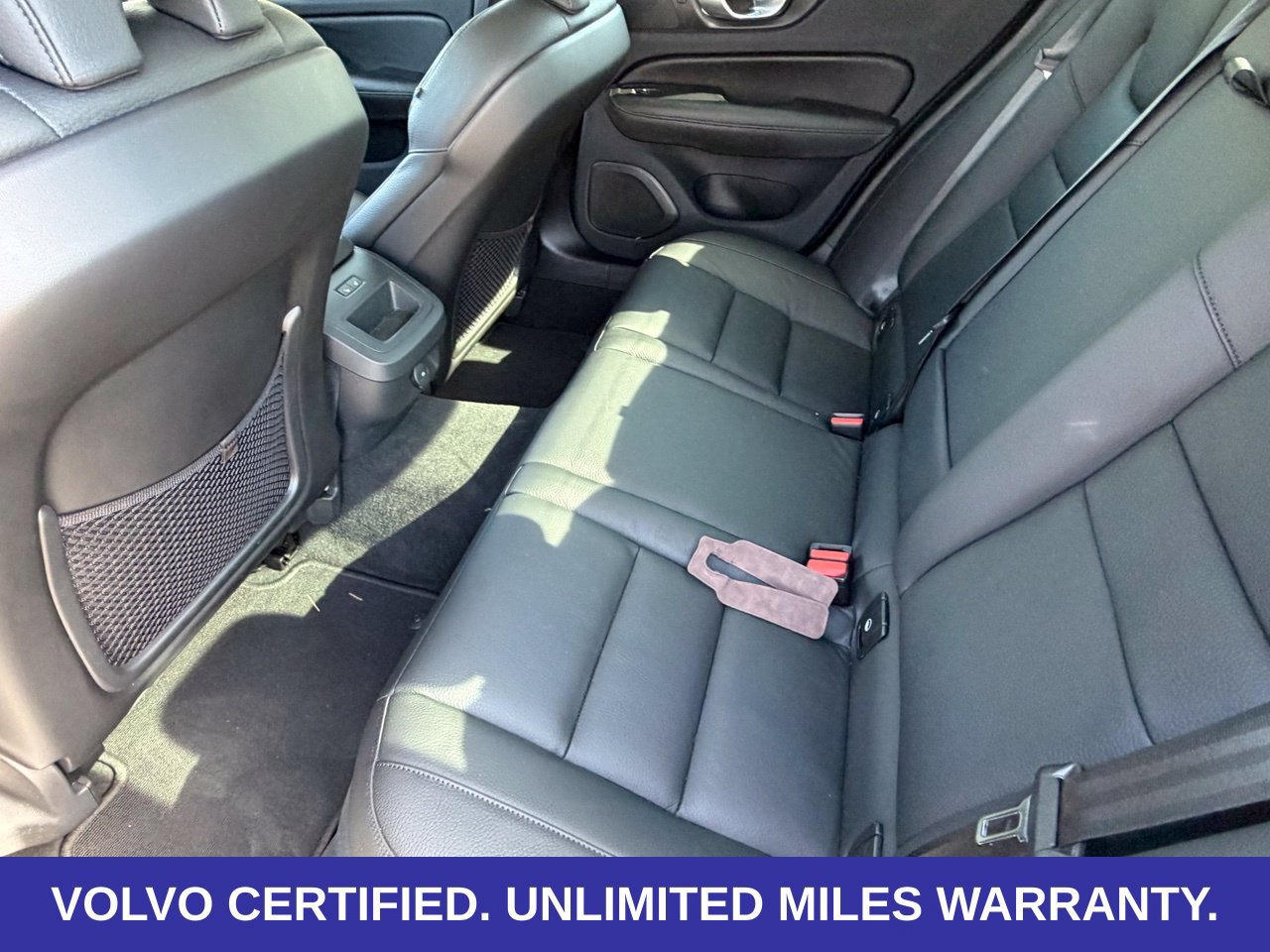 Certified 2024 Volvo S60 B5 Plus w/ Climate Package FWD image 38