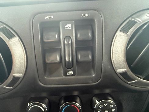 Used 2017 Jeep Wrangler Unlimited Sport w/ Quick Order Package 24S image 23