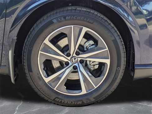 Used 2023 Lexus RX 350 Premium image 38