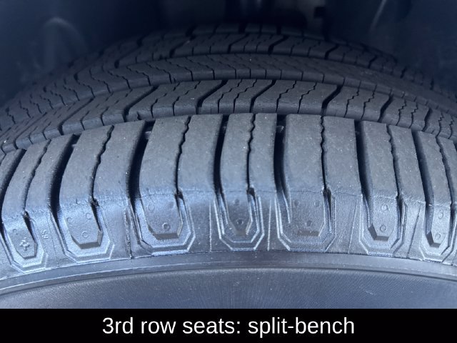 Used 2018 Ford Explorer XLT AWD/4WD image 11