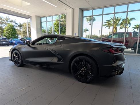 Used 2022 Chevrolet Corvette Stingray Preferred Cpe w/ Chrome Exterior Badge Package image 7