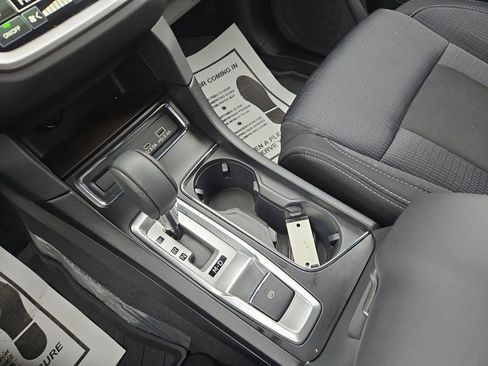 Used 2025 Subaru Ascent Premium w/ Premium Package image 50