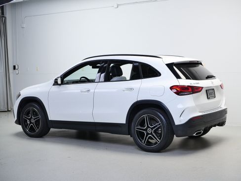 Used 2022 Mercedes-Benz GLA 250 4MATIC image 12