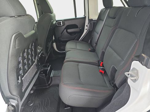 Used 2021 Jeep Wrangler Unlimited Rubicon AWD/4WD image 18