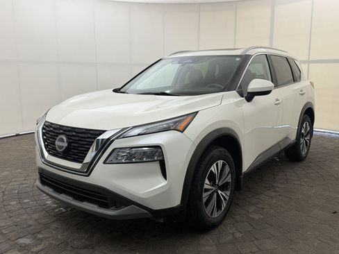 Used 2023 Nissan Rogue SV w/ SV Premium B Package AWD/4WD image 3