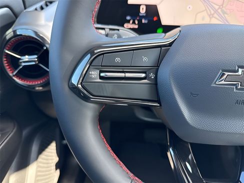 New 2026 Chevrolet Equinox EV RS image 29