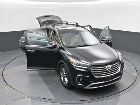 Used 2018 Hyundai Santa Fe Limited AWD/4WD image 37