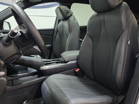 Used 2025 Acura RDX Base image 15