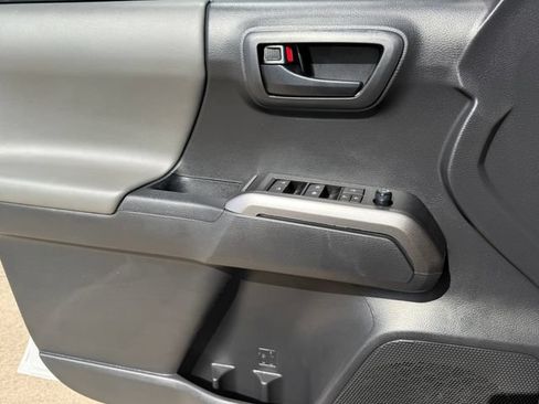 Used 2023 Toyota Tacoma SR5 RWD image 21