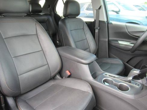Used 2020 Chevrolet Equinox Premier AWD/4WD image 9
