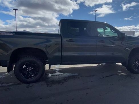 New 2026 Chevrolet Silverado 1500 Custom Trail Boss w/ LPO, Dark Essentials Package image 9