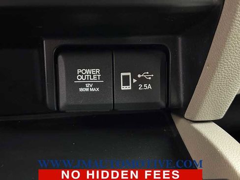 Used 2022 Honda Pilot Touring image 39