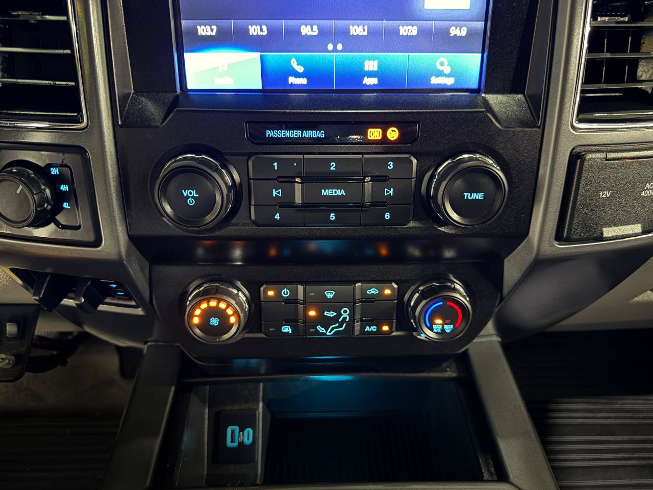 Used 2022 Ford F250 XLT w/ XLT Value Package AWD/4WD image 25