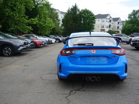 Used 2024 Honda Civic Type R image 5