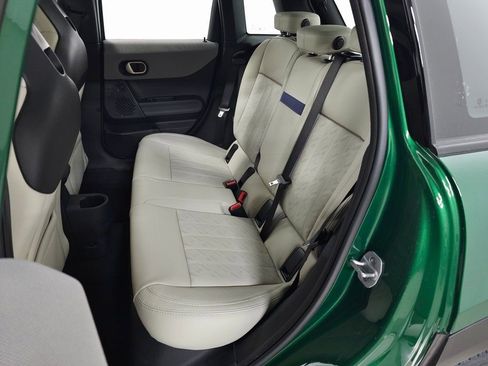 New 2026 MINI Cooper 4-Door Hardtop image 32