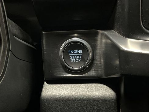 Used 2025 Ford F350 Lariat w/ Black Appearance Package image 23