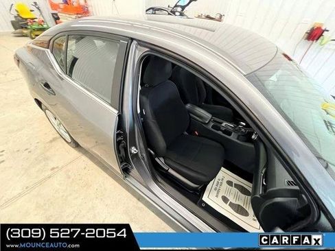 Used 2024 Nissan Sentra S FWD image 6