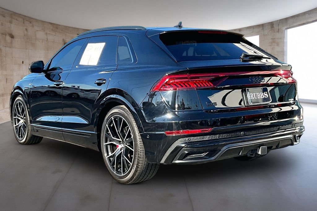 Used 2023 Audi Q8 Prestige w/ Prestige Package AWD/4WD image 14