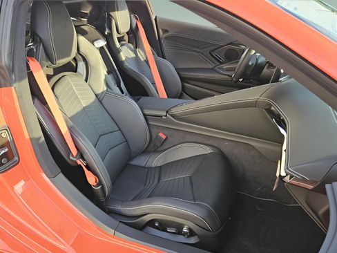 New 2025 Chevrolet Corvette E-Ray image 9