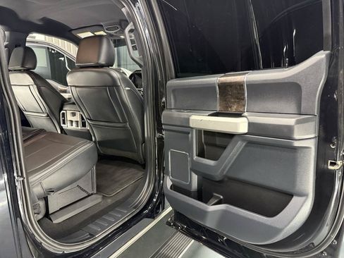 Used 2022 Ford F350 Lariat w/ Lariat Ultimate Package AWD/4WD image 30