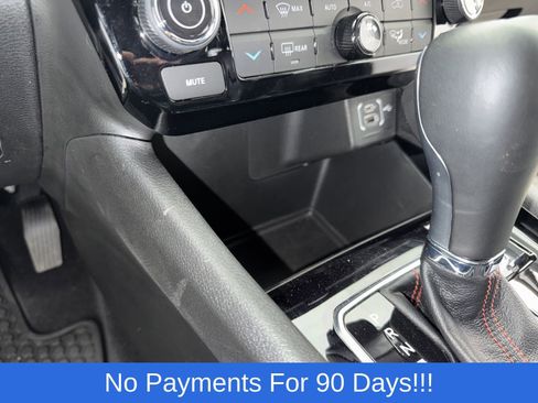 Used 2025 Jeep Compass Trailhawk image 20