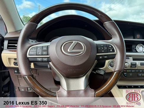 Used 2016 Lexus ES 350 w/ Luxury Package w/Wood Trim FWD image 18