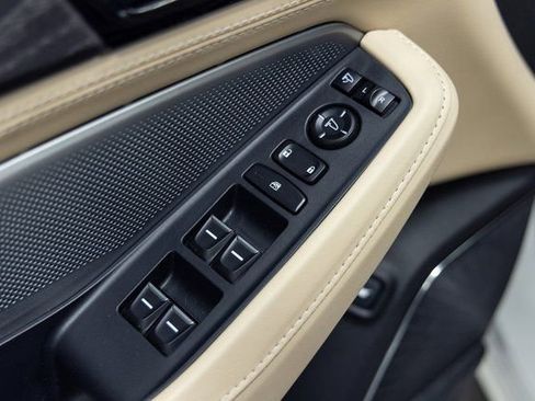 Used 2025 Acura MDX Advance Package image 12