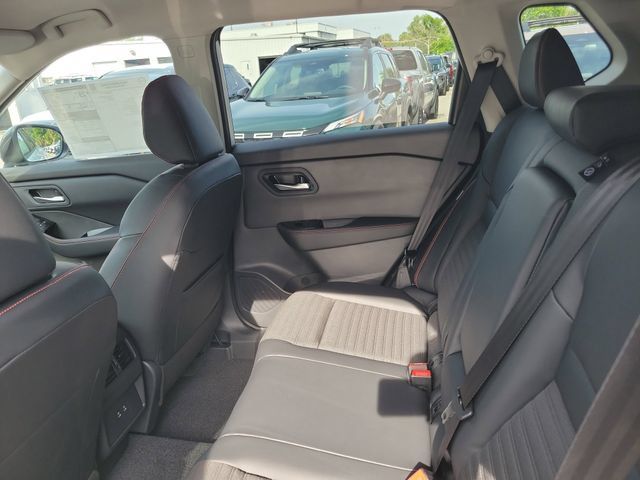 New 2026 Nissan Rogue SV AWD/4WD image 25