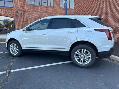 New 2025 Cadillac XT5 Luxury