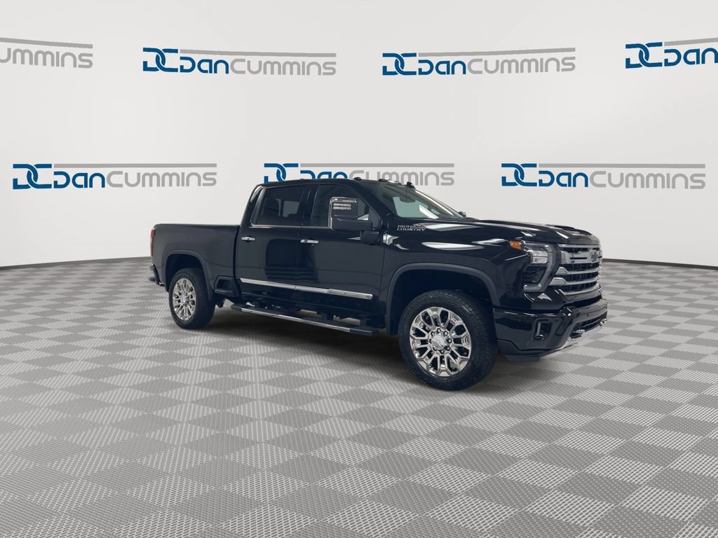 New 2026 Chevrolet Silverado 2500 High Country w/ High Country Premium Package AWD/4WD image 2