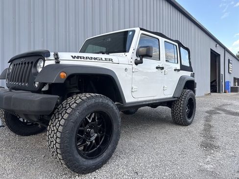 Used 2016 Jeep Wrangler Unlimited Sport image 1