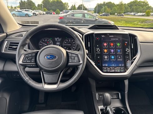 Used 2023 Subaru Ascent Limited w/ Technology Package AWD/4WD image 2