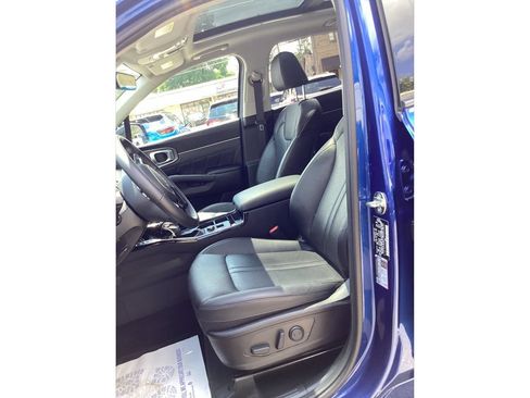 Used 2023 Kia Sorento SX AWD/4WD image 9