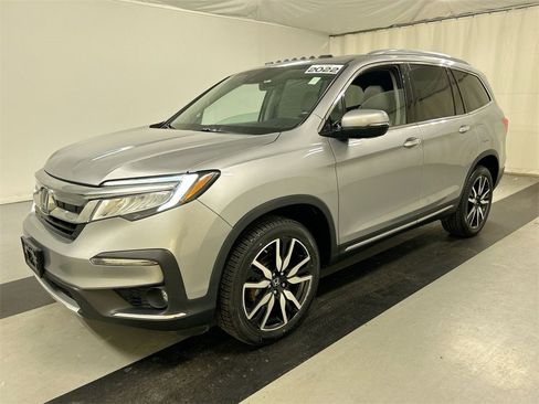 Used 2022 Honda Pilot Touring image 5