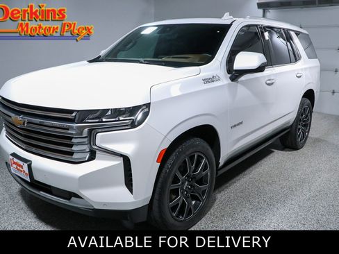 Used 2023 Chevrolet Tahoe High Country AWD/4WD image 1